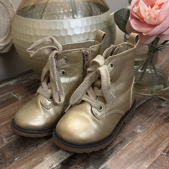 Toddler Girl Gold Boots - Picture 1 of 5